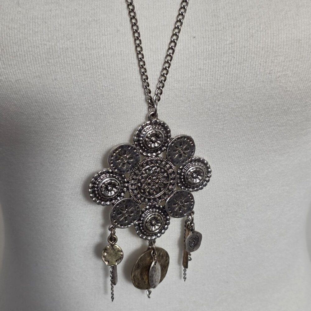 Chico's Etched Silvertone Medallion Pendant Necklace Mexican Inspired Boho - Picture 2 of 14